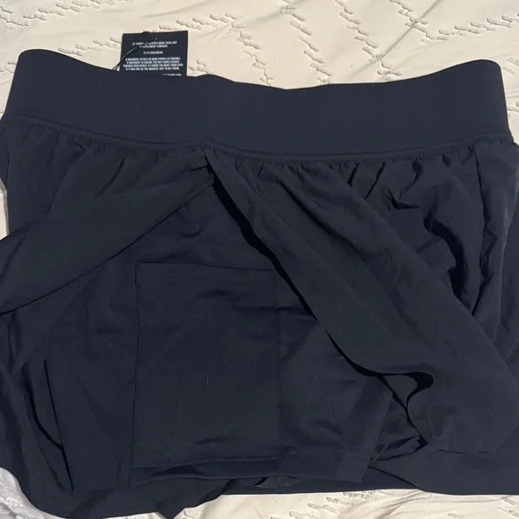 1st Phorm Black Athletic Shorts - Picture 2 of 2